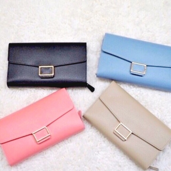 PINK HALEY SILK ELEGANT WOMEN’S WALLET IN BLUE - Picture 2 of 3